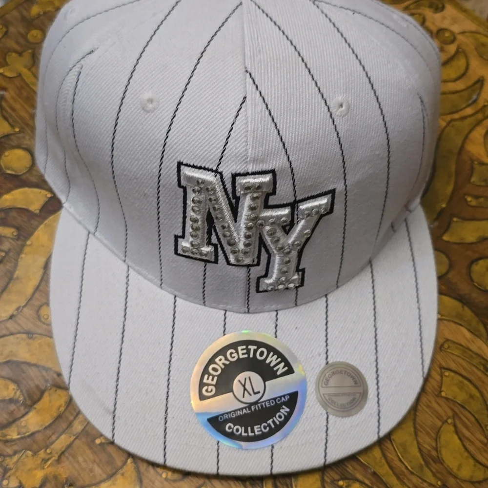 NEW YORK  GEORGE TOWN CAP